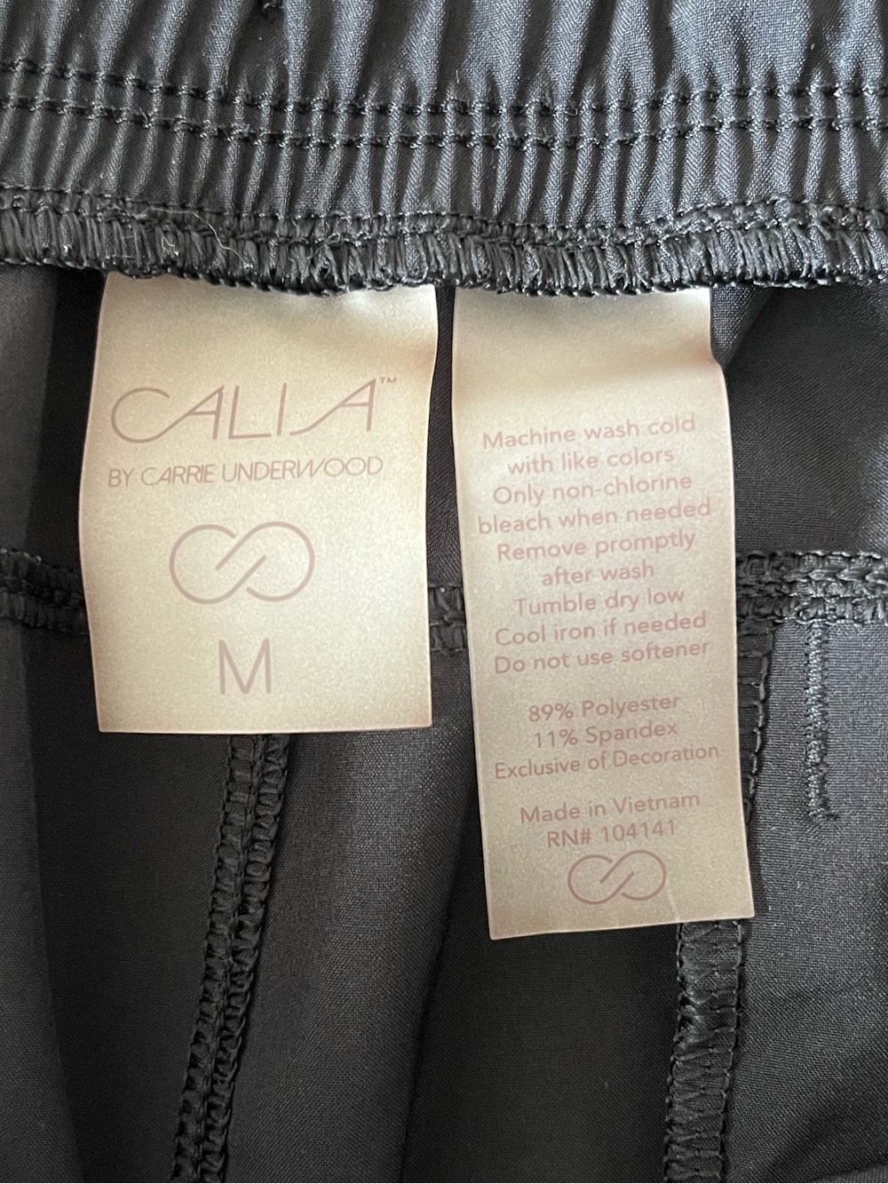 CALIA by Carrie Underwood Black Athletic Performance Shorts Size M Zip Pocket - Picture 10 of 11